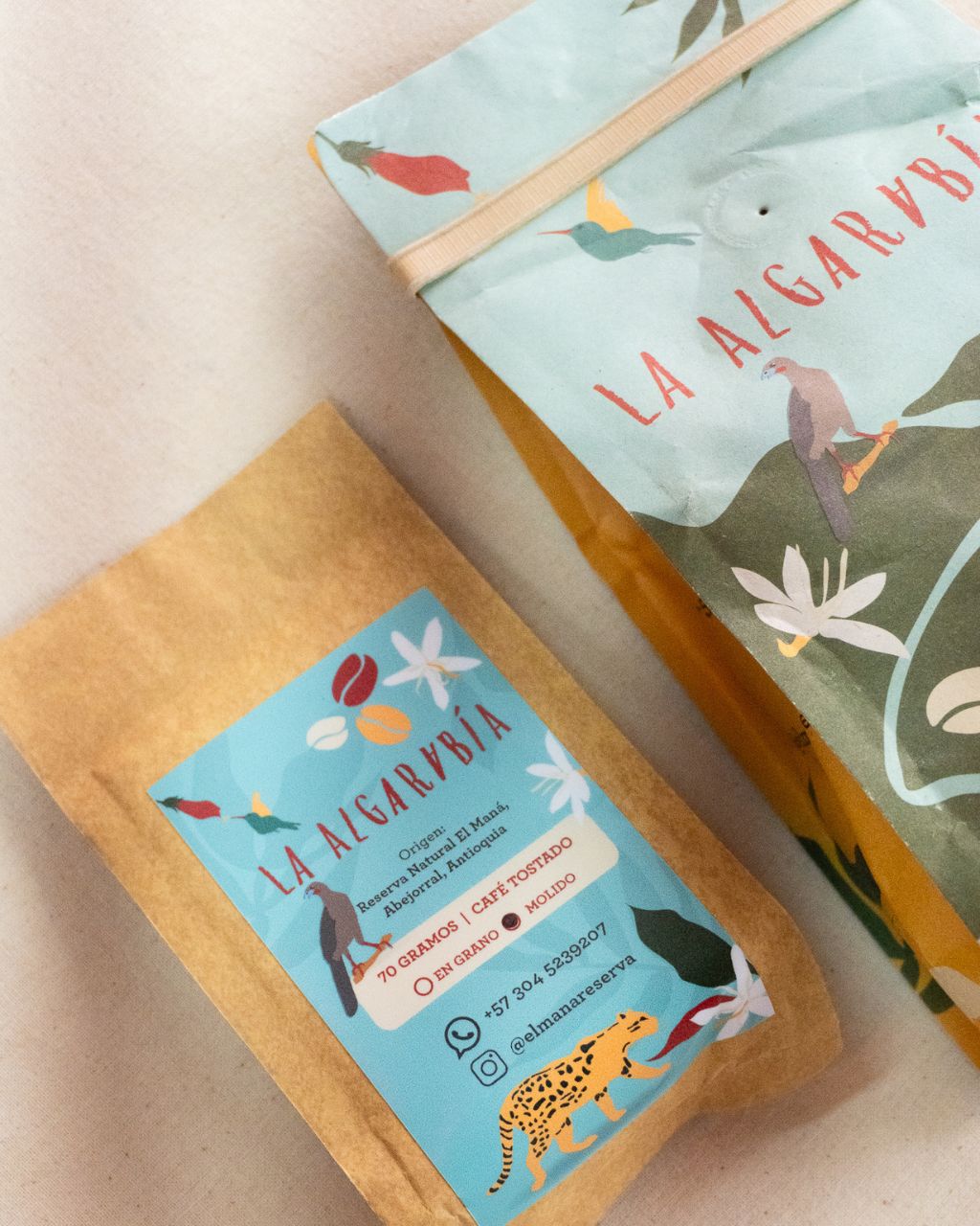 Café de la Reserva Natural El Maná, disponible en 70 y 340 gramos, molido y en grano.