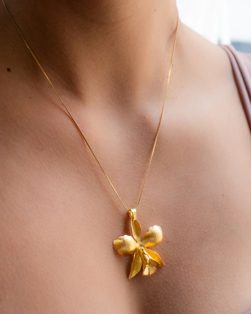 Accesorios de Orquídeas Doradas