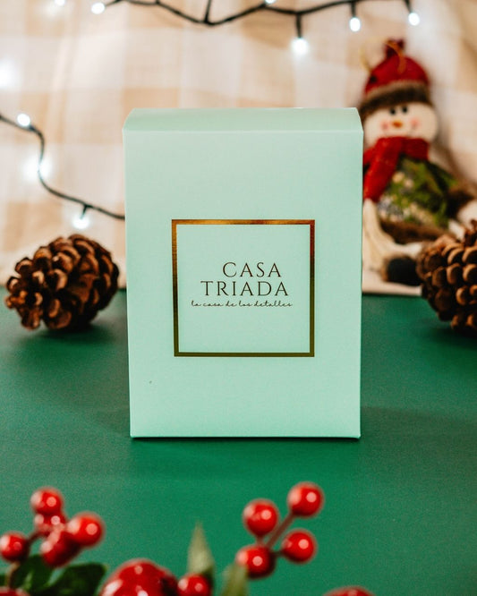 Caja de regalo color verde.