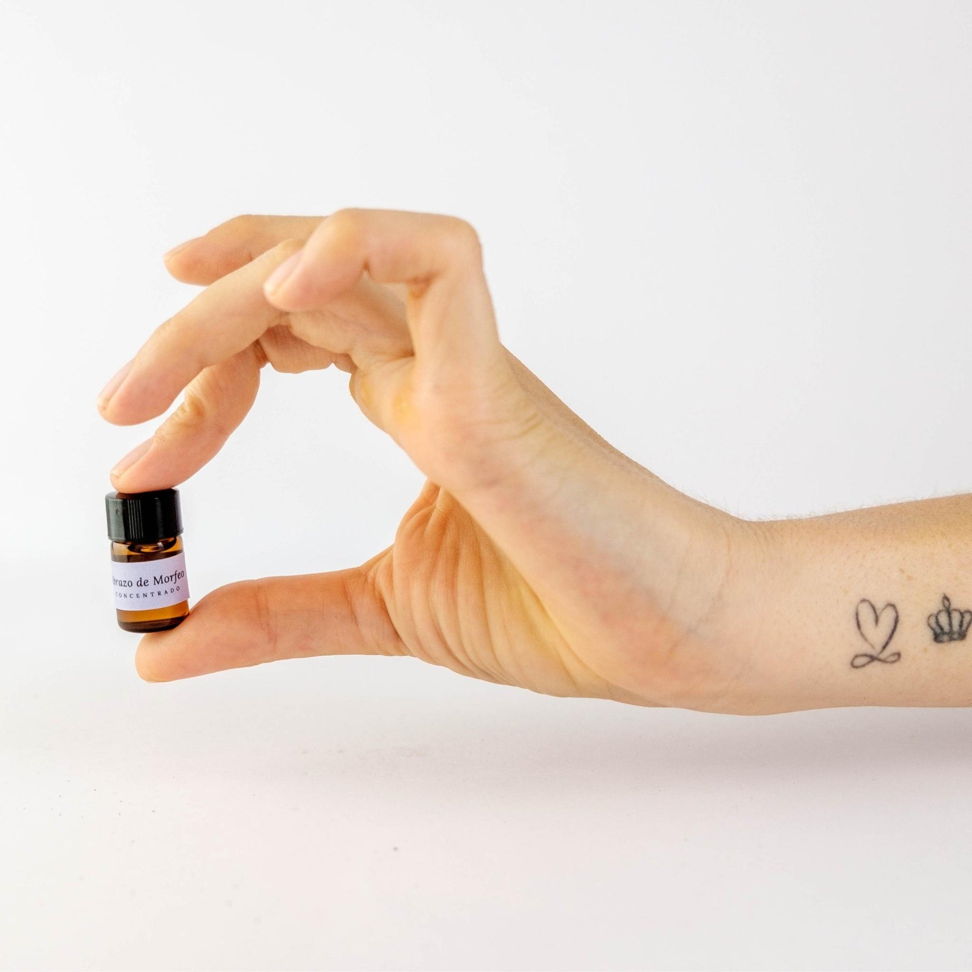 Concentrado de aceites esenciales naturales para acompañar rutinas para conciliar el sueño