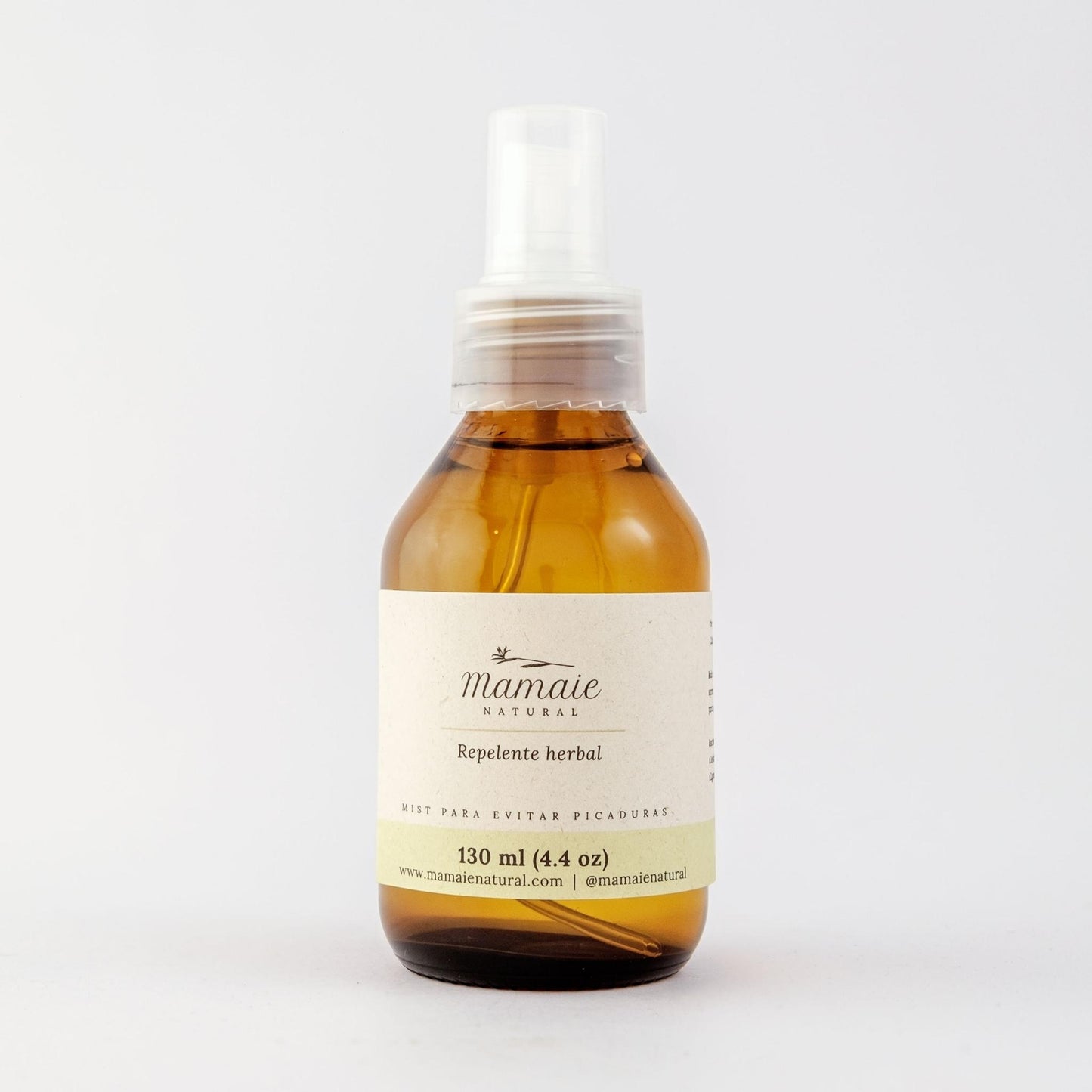 Repelente natural herbal con aceites esenciales para ahuyentar insectos y aliviar picaduras.