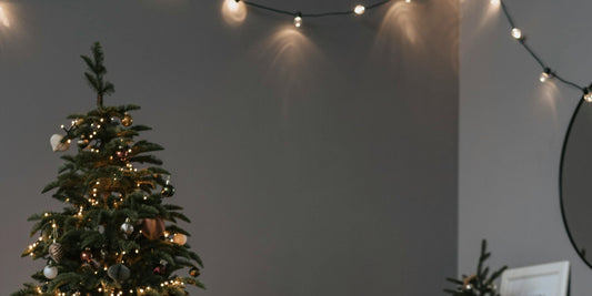 Tres curiosidades del arbolito de navidad y la magia de los regalos