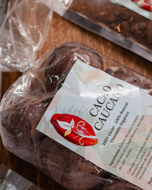 Bolitas de Cacao 100% orgánico, proveniente del Cauca.