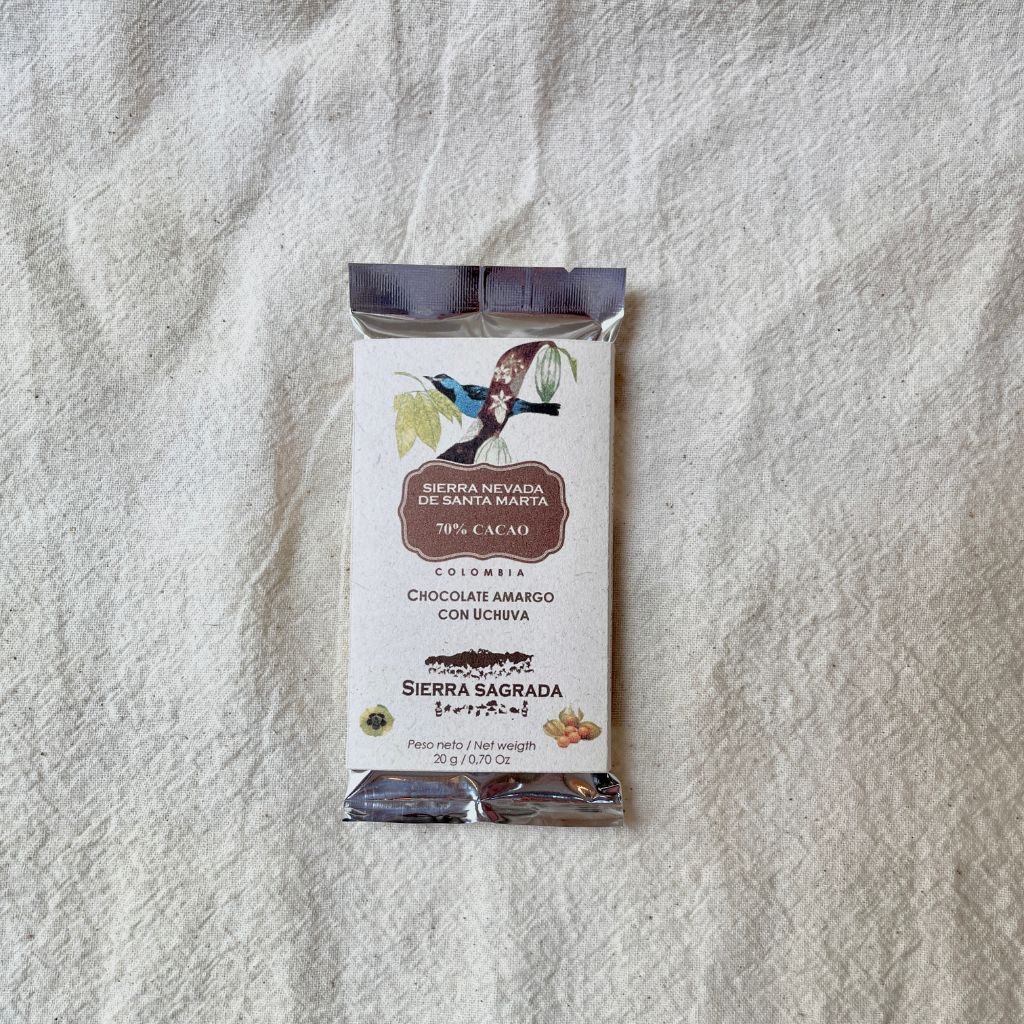 Mini chocolatinas con 70% de cacao proveniente de la Sierra Nevada de Santa Marta, con uchuva.