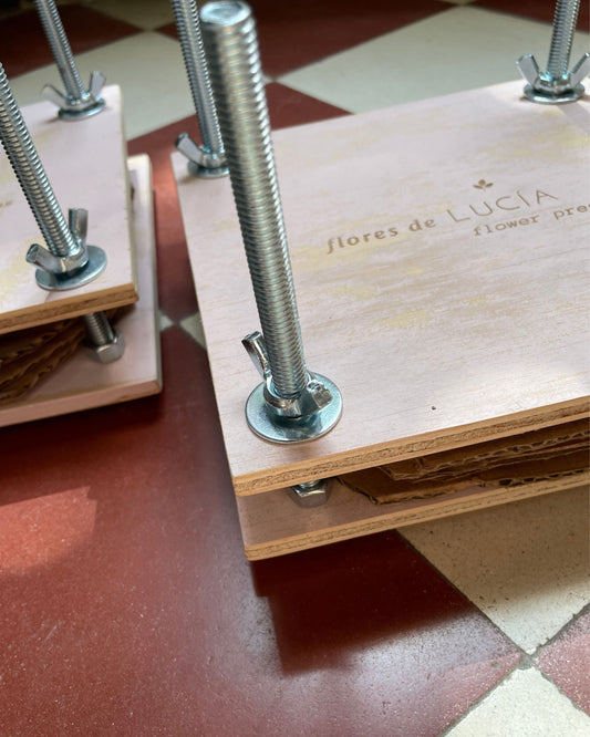 Flower press DIY